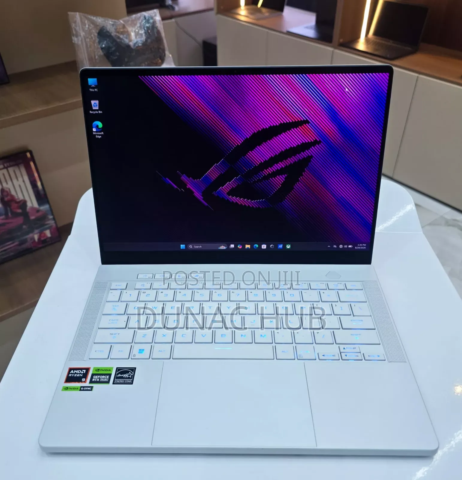Laptop Asus ROG Zephyrus G14 16GB AMD Ryzen 9 SSD 1T