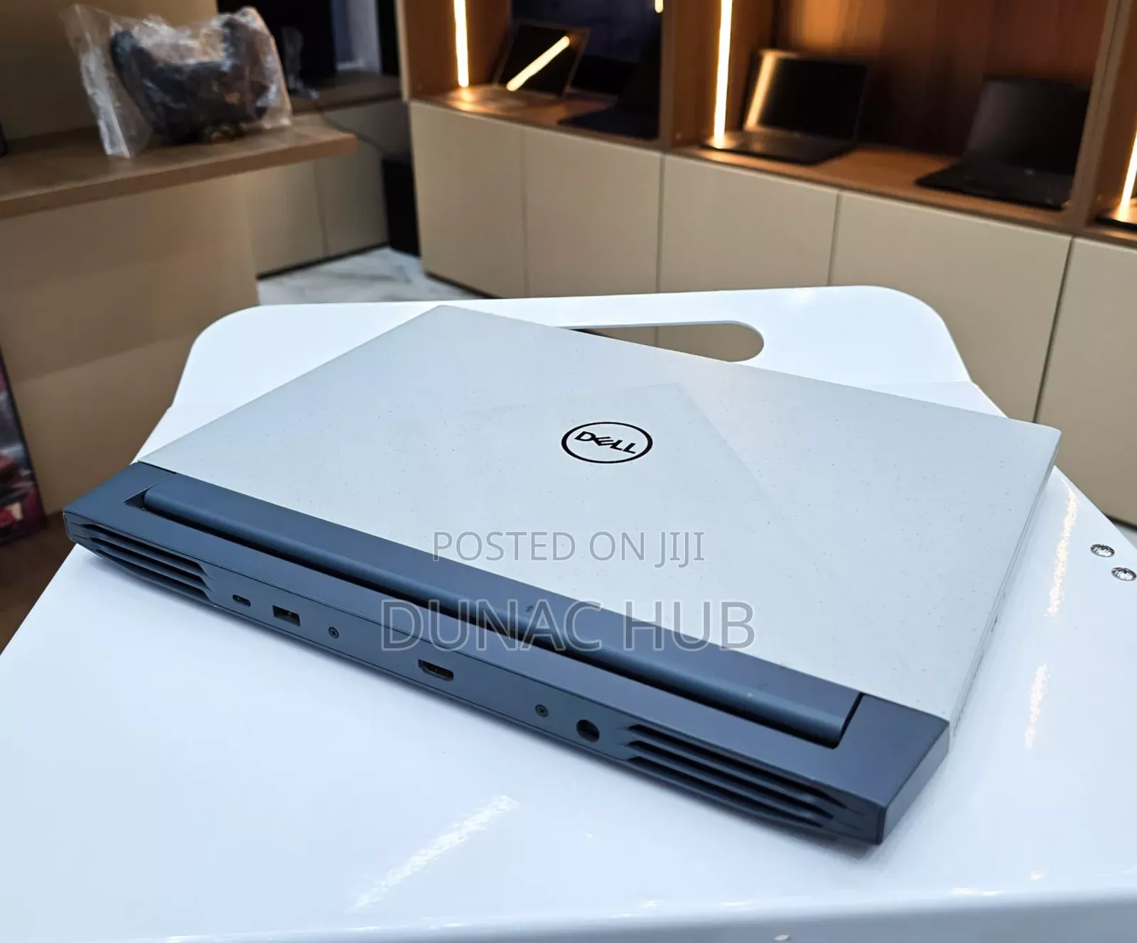 Laptop Dell G15 5511 16GB AMD Ryzen 5 SSD 512GB