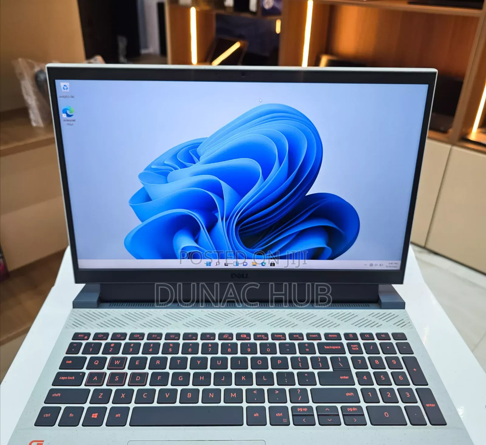 Laptop Dell G15 5511 16GB AMD Ryzen 5 SSD 512GB