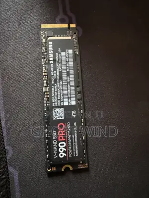 Samsung 990 Pro SSD