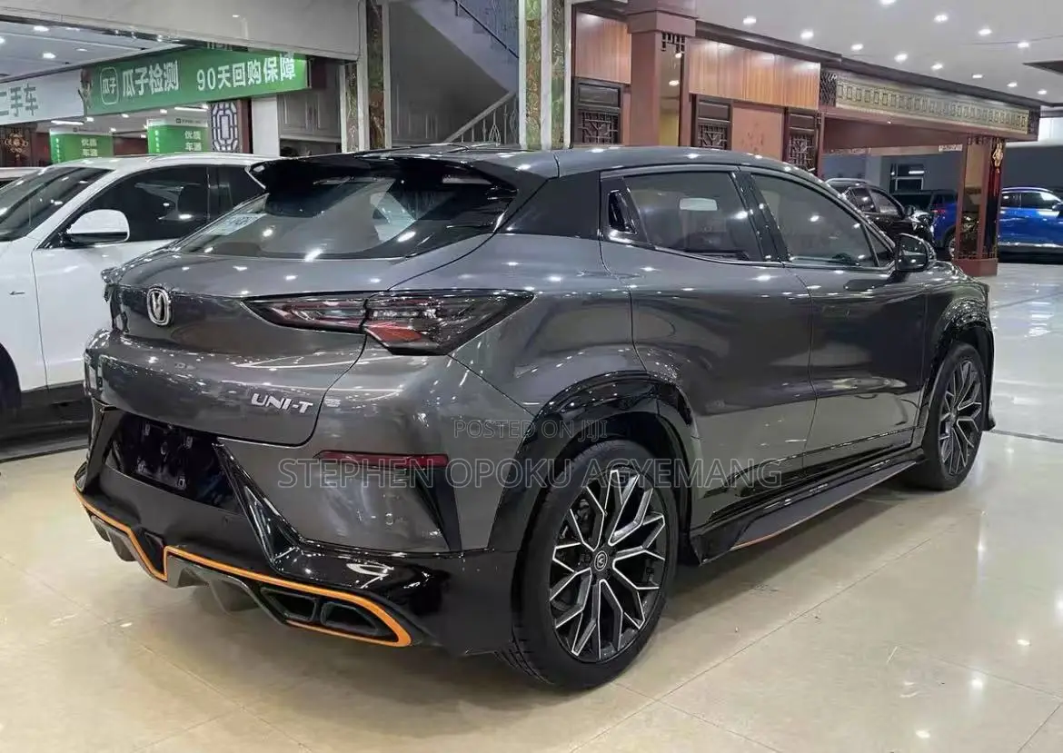 Changan UNI-T 1.5 FWD 2022 Gray