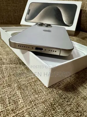 Apple iPhone 15 Pro Max 256 GB Silver