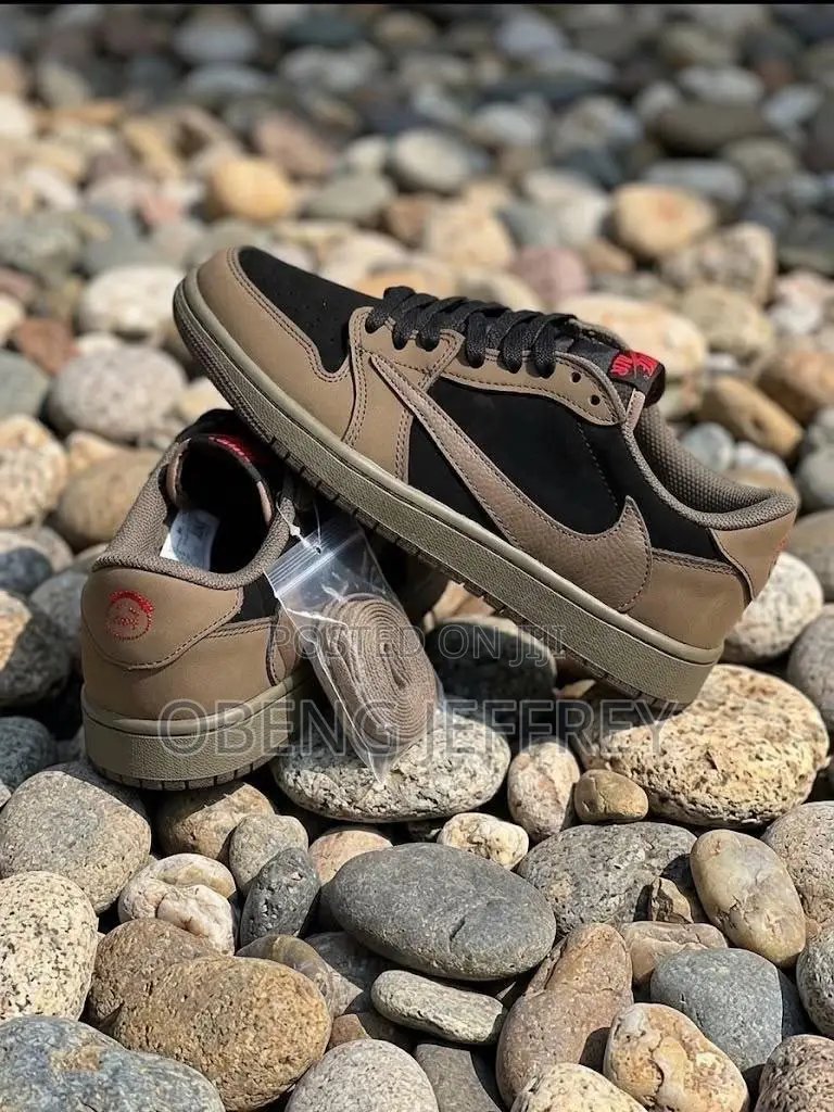 Original Travis Scott Jordan 1 Low Black/Brown Leather
