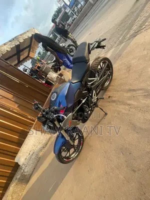 Honda CB 2024 Blue