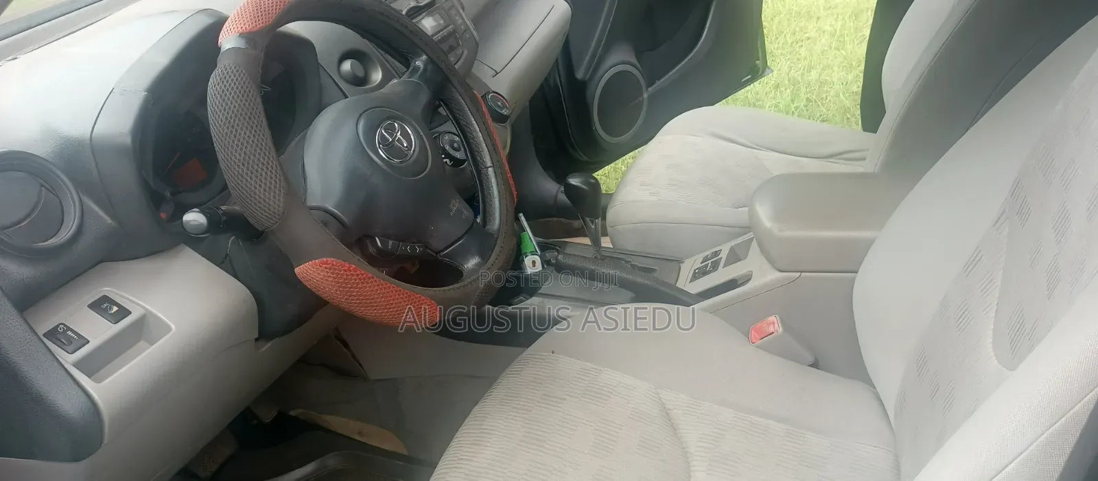 Toyota RAV4 2011 Gray