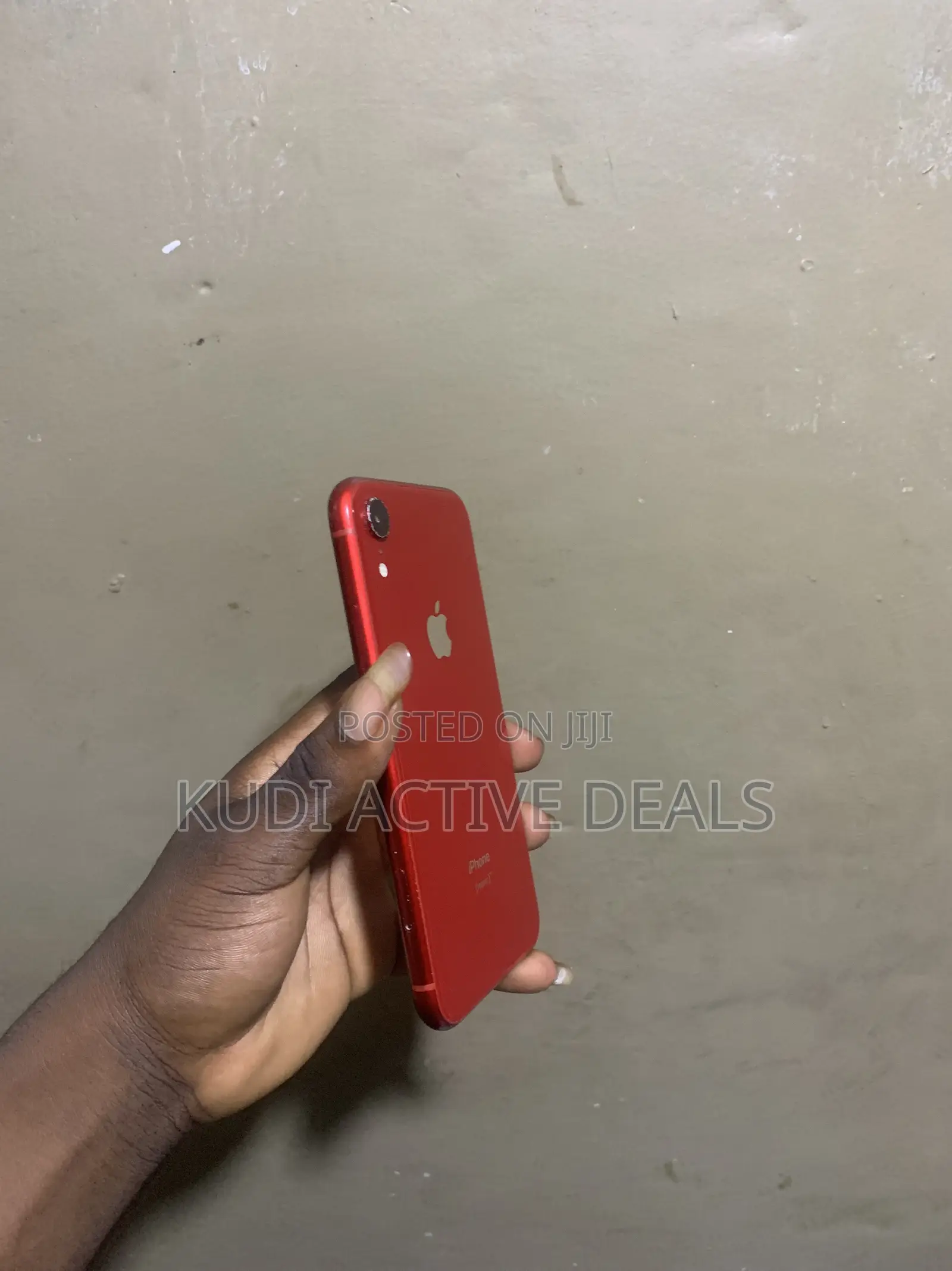 Apple iPhone XR 64 GB Red