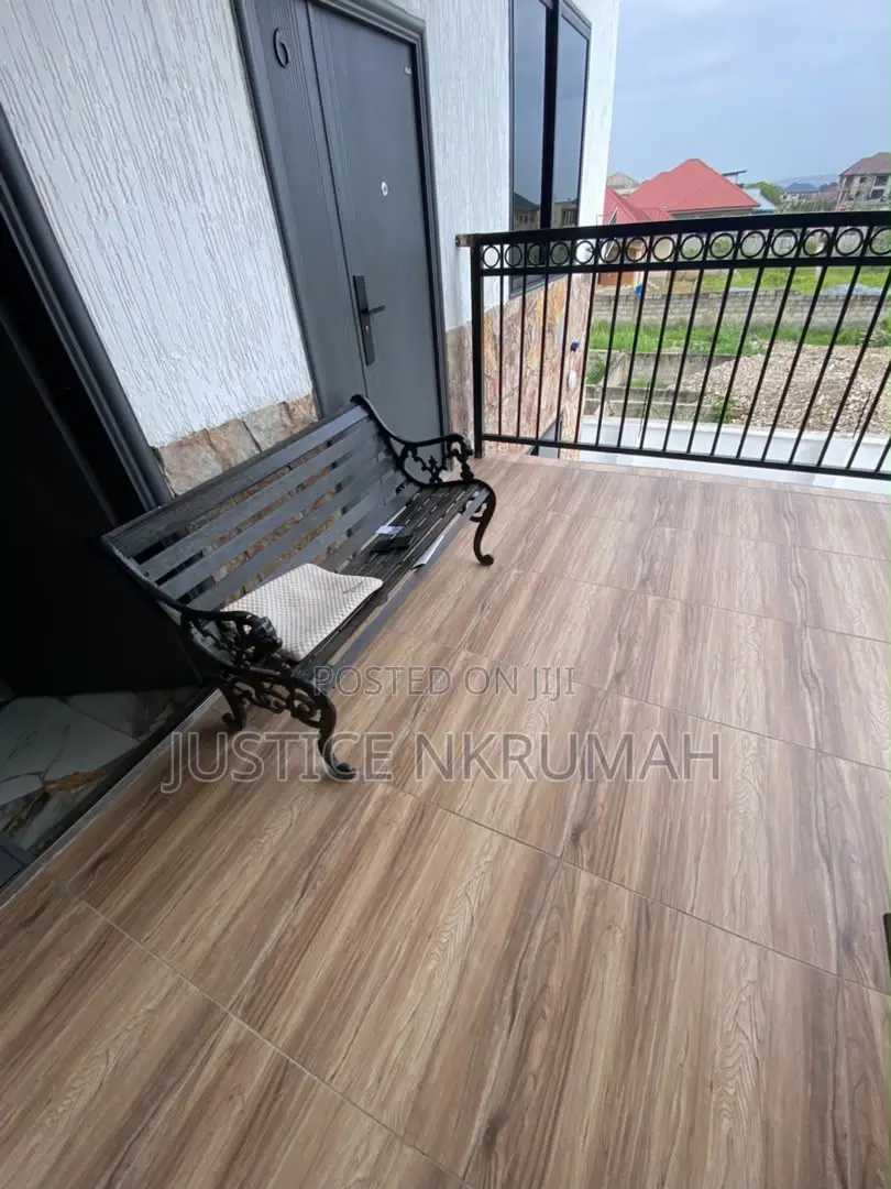 2bdrm Apartment in Mr Justice Estate, Ablekuma for rent