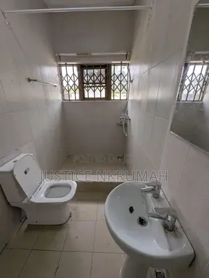 2bdrm Apartment in Mr Justice Estate, Achimota for rent