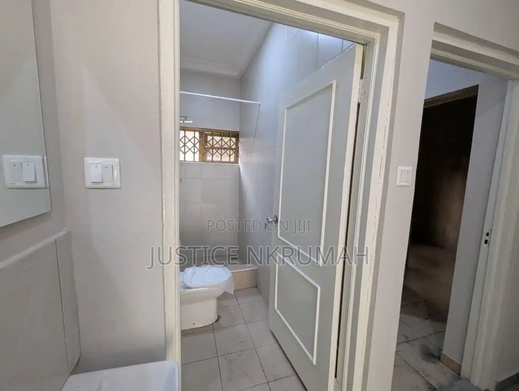 2bdrm Apartment in Mr Justice Estate, Achimota for rent