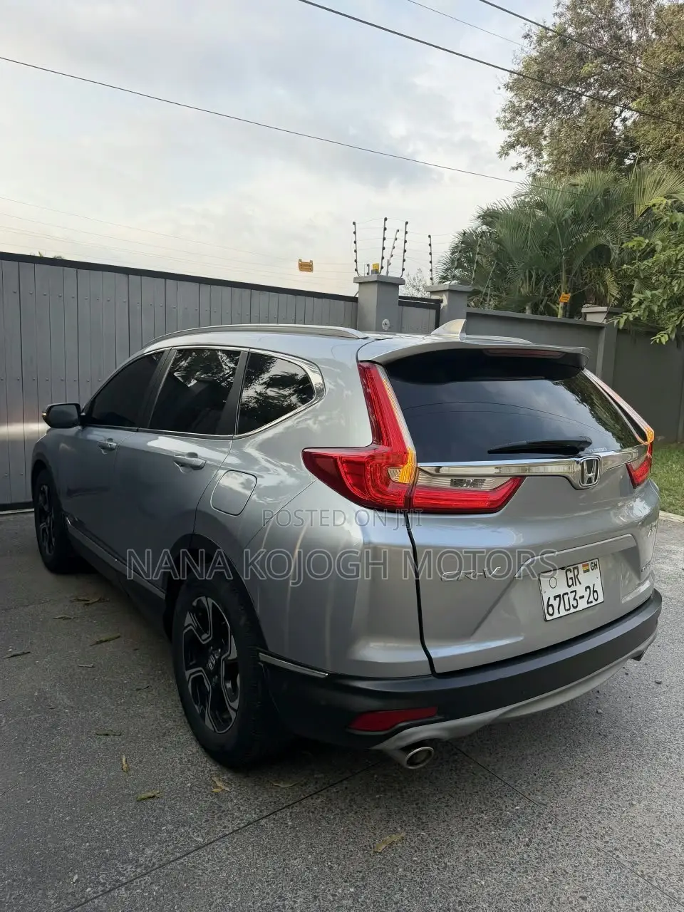 Honda CR-V Touring 4dr SUV (1.5L 4cyl CVT) 2017 Silver