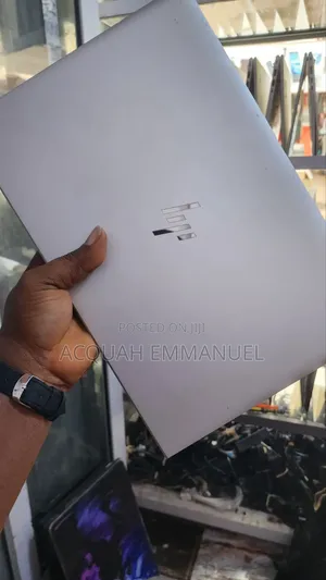 Laptop HP EliteBook 845 G8 16GB AMD Ryzen 5 SSD 256GB