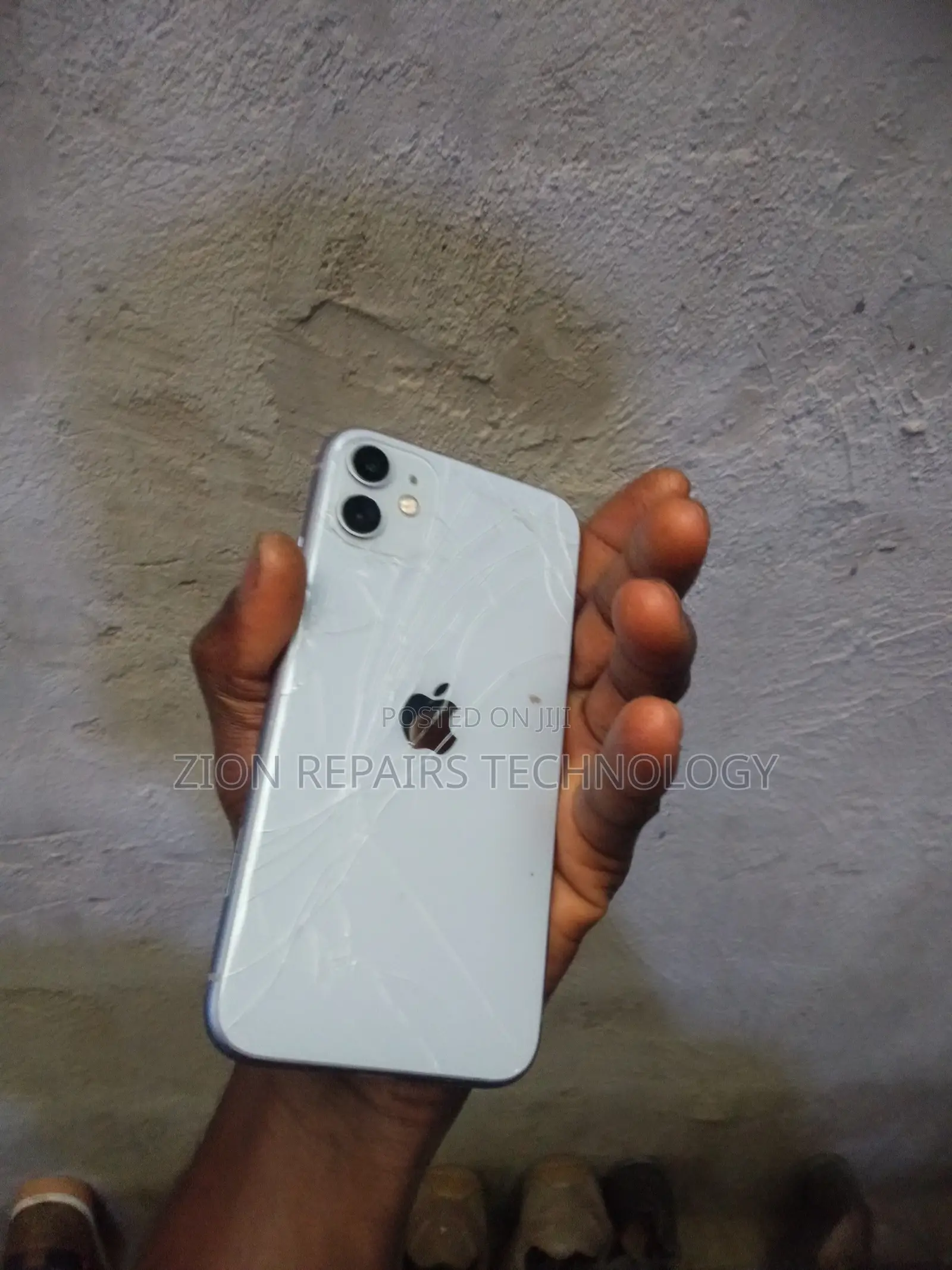 Apple iPhone 11 128 GB Gray