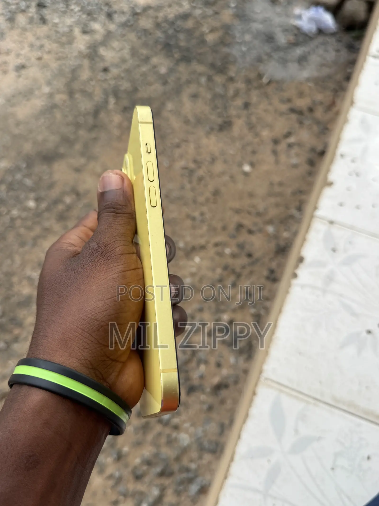 Apple iPhone 14 Plus 128 GB Yellow