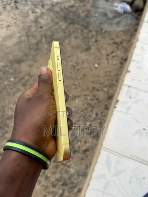 Apple iPhone 14 Plus 128 GB Yellow