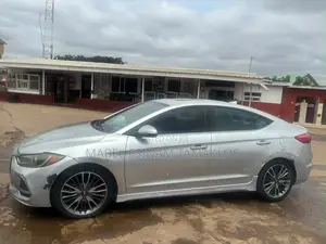 Hyundai Elantra Sport 2018 Silver