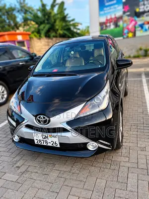 Toyota Aygo 2016 Black