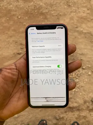 Apple iPhone XR 64 GB Red