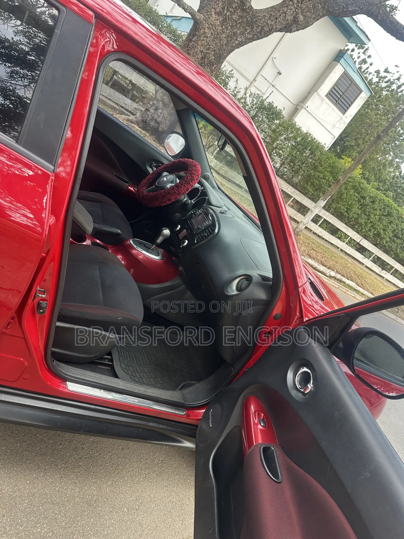 Nissan Juke 2015 Red