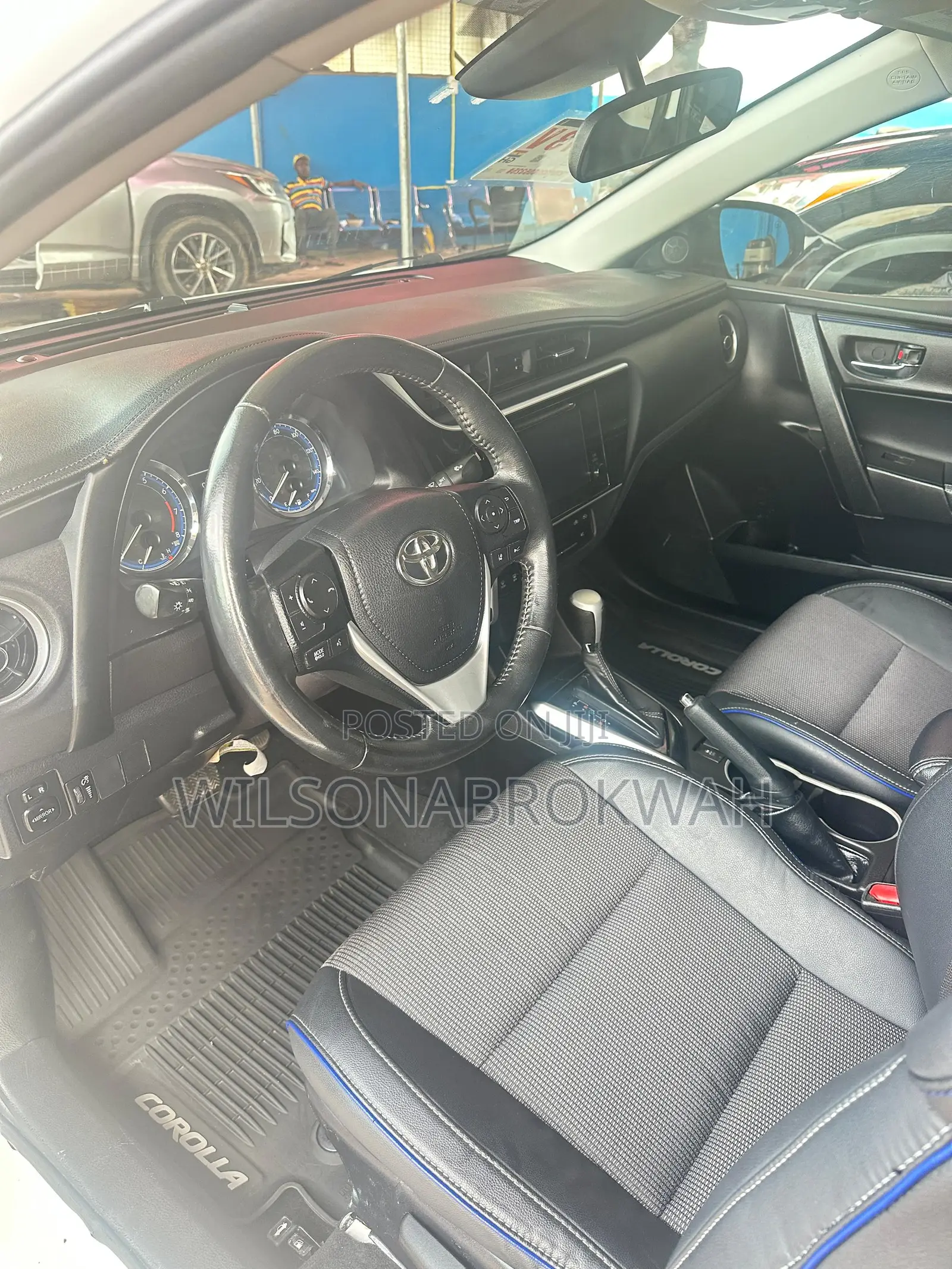 Toyota Corolla 2019 White