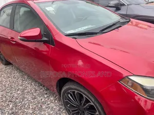 Toyota Corolla 2014 Red