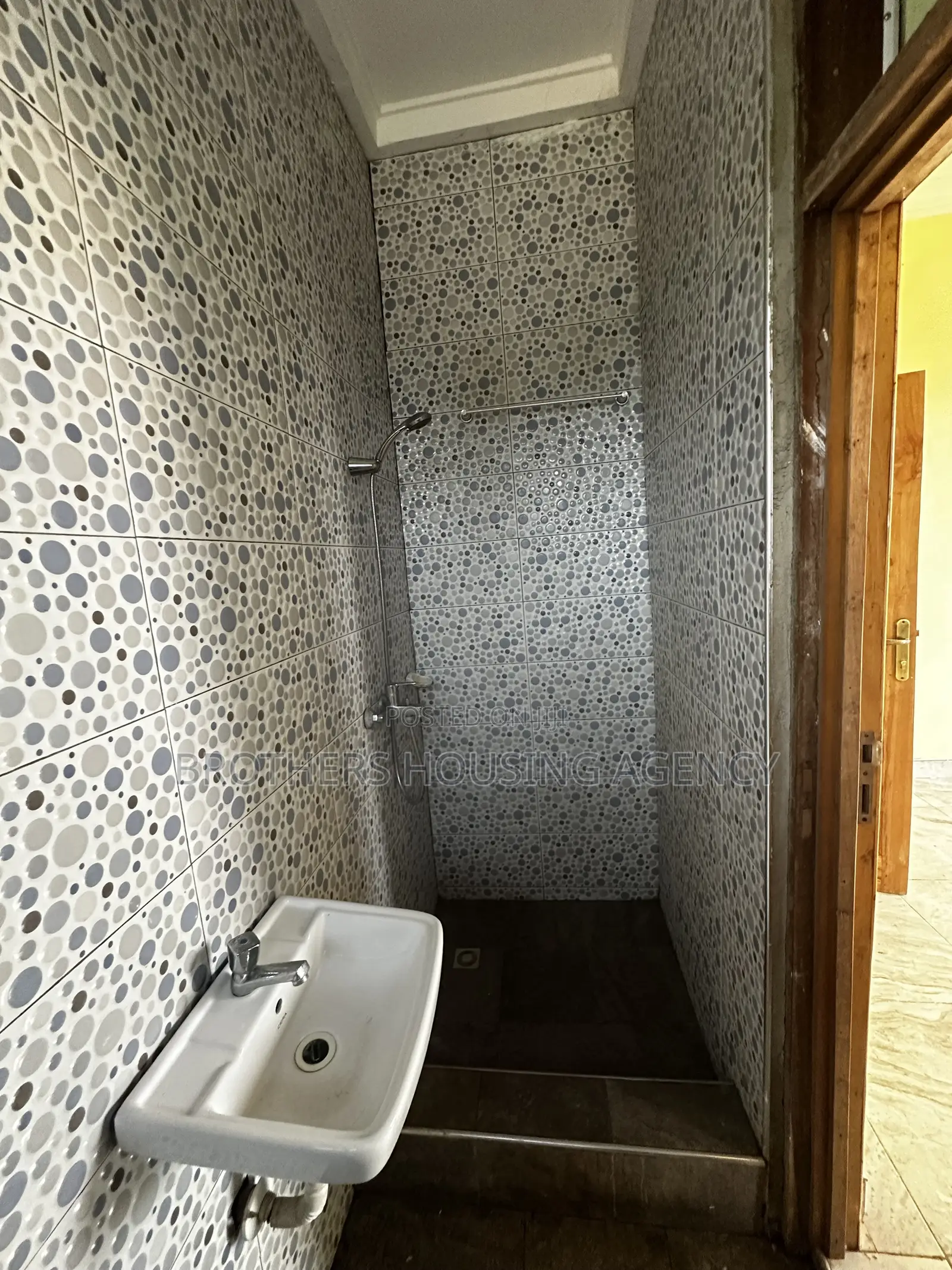 2bdrm Apartment in Brothers Properties, New-Juaben Municipal for rent