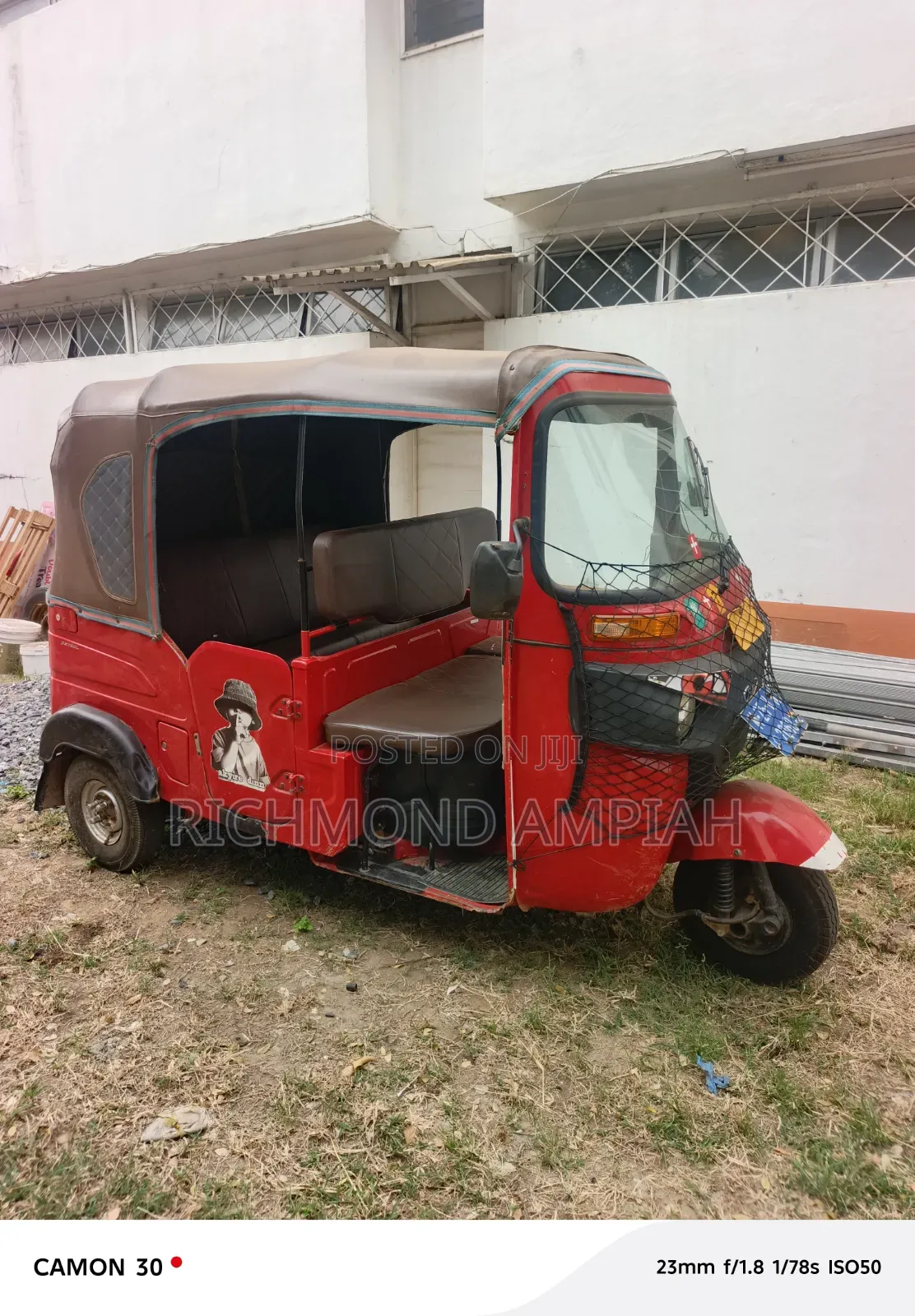Bajaj RE 2025 Red