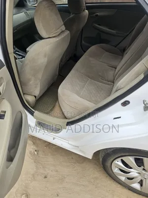 Toyota Corolla 2009 White