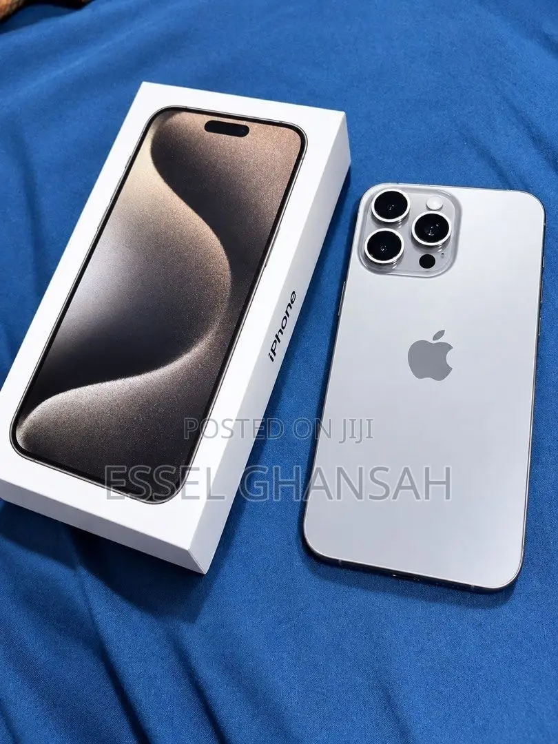 Apple iPhone 15 Pro Max 256 GB Silver