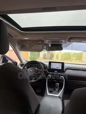 Toyota RAV4 XLE AWD 2023 Gray