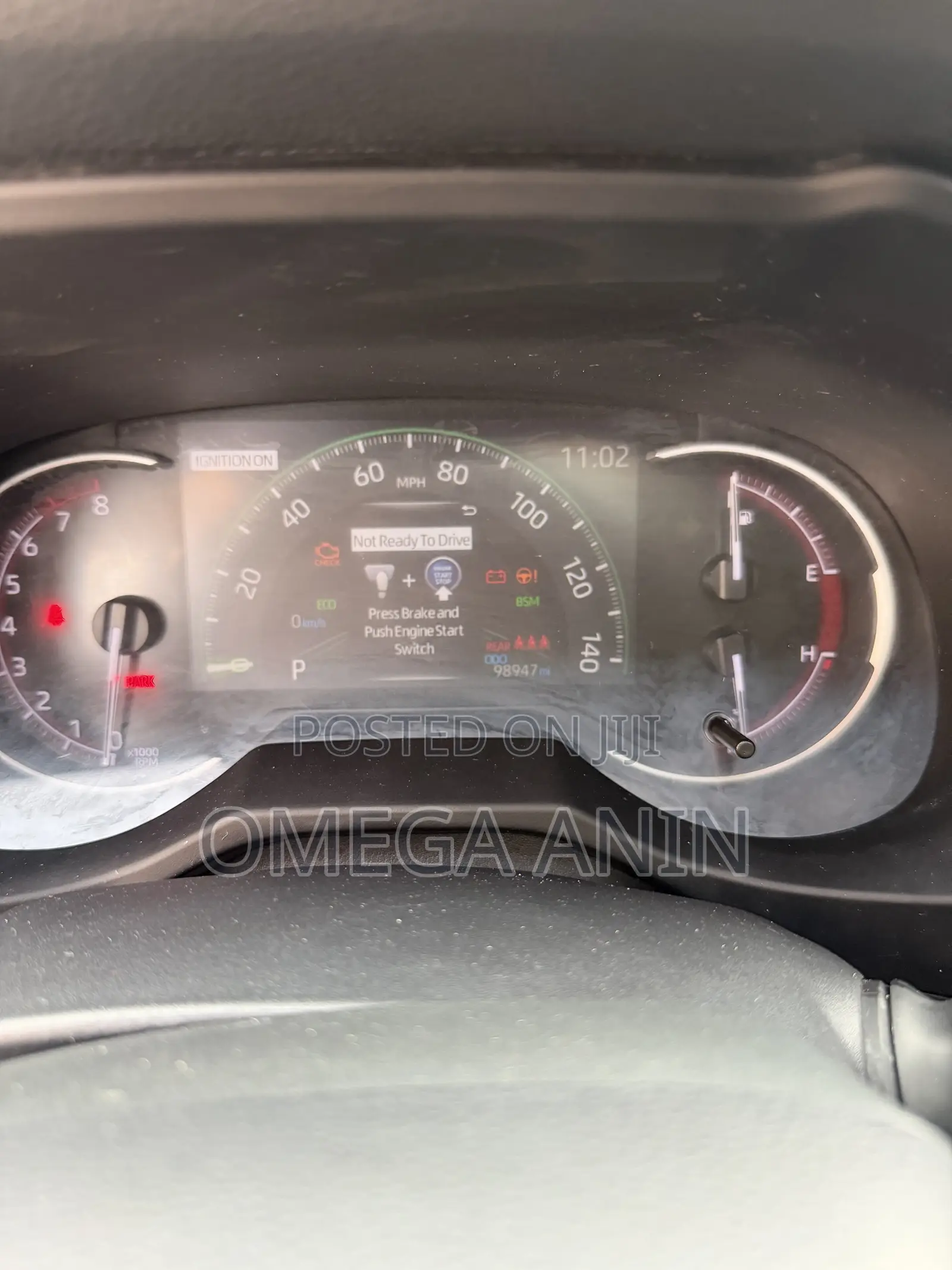 Toyota RAV4 XLE AWD 2023 Gray