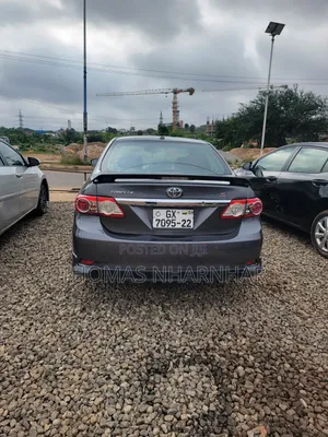 Toyota Corolla 2013 Silver