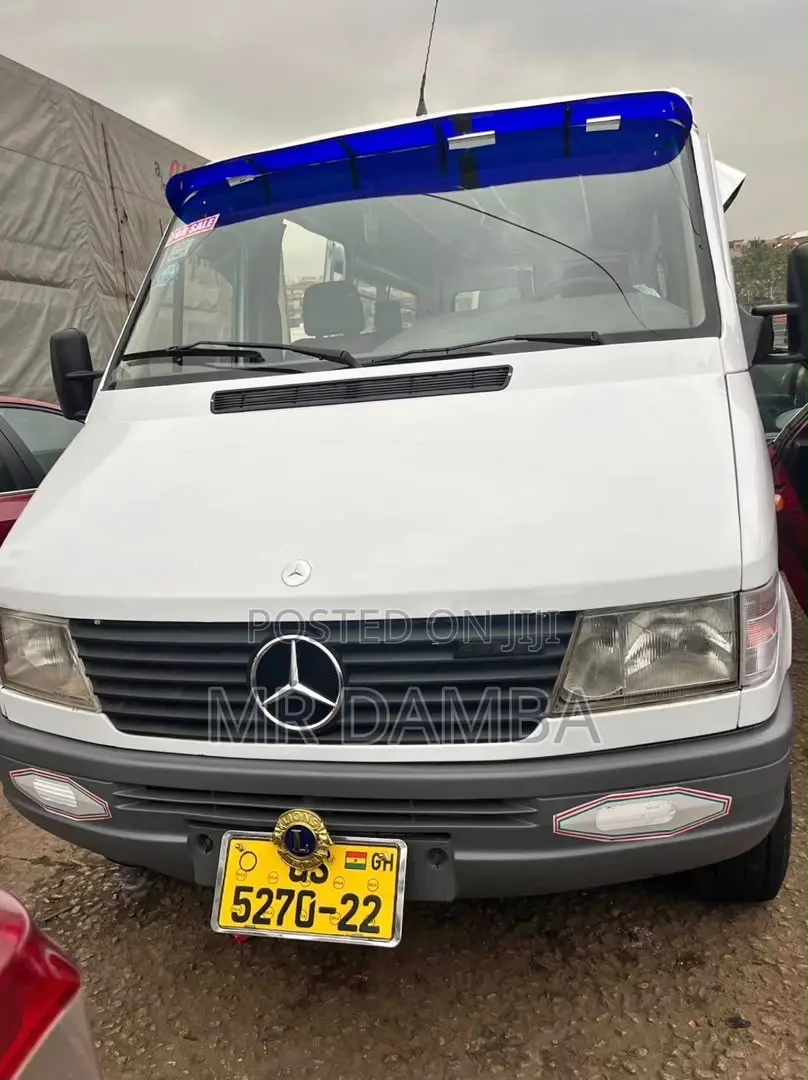 Mercedes-Benz Sprinter 2011 White