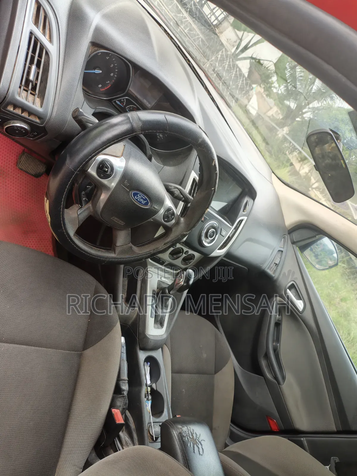 Ford Focus 2014 Red