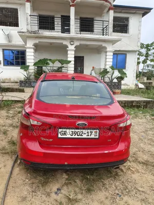 Ford Focus 2014 Red