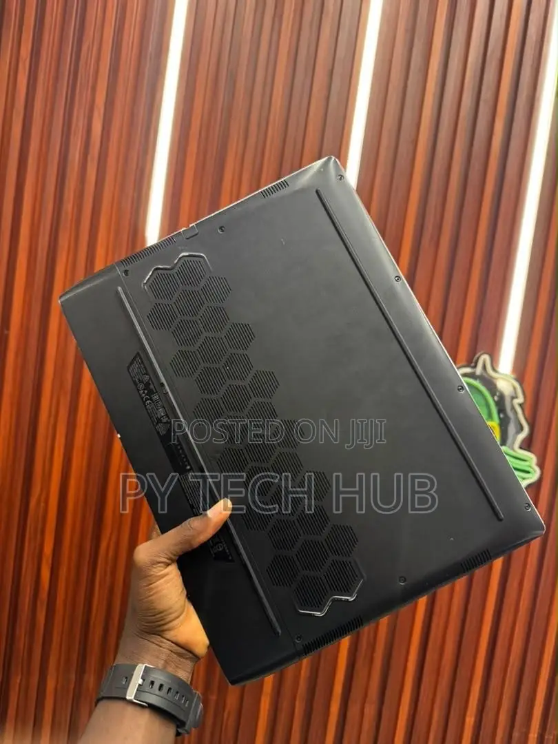 Laptop Alienware M15 16GB Intel Core i5 SSD 512GB