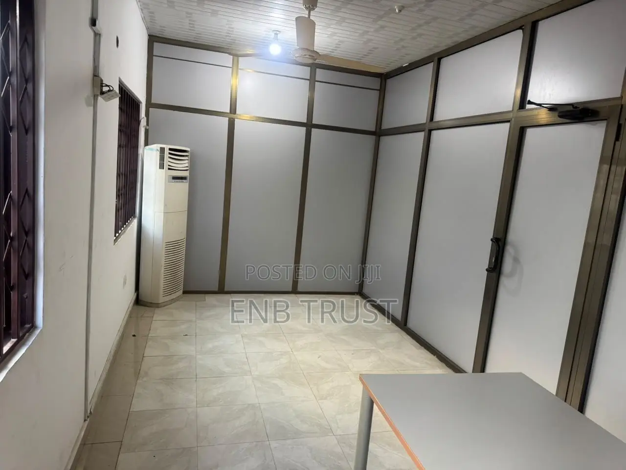 3 Bedrooms Office Space for Rent at Mile7