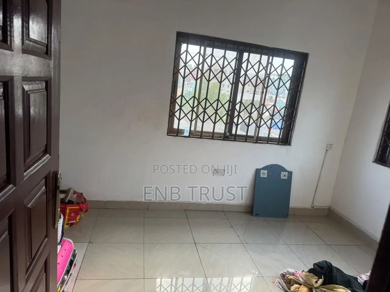3 Bedrooms Office Space for Rent at Mile7