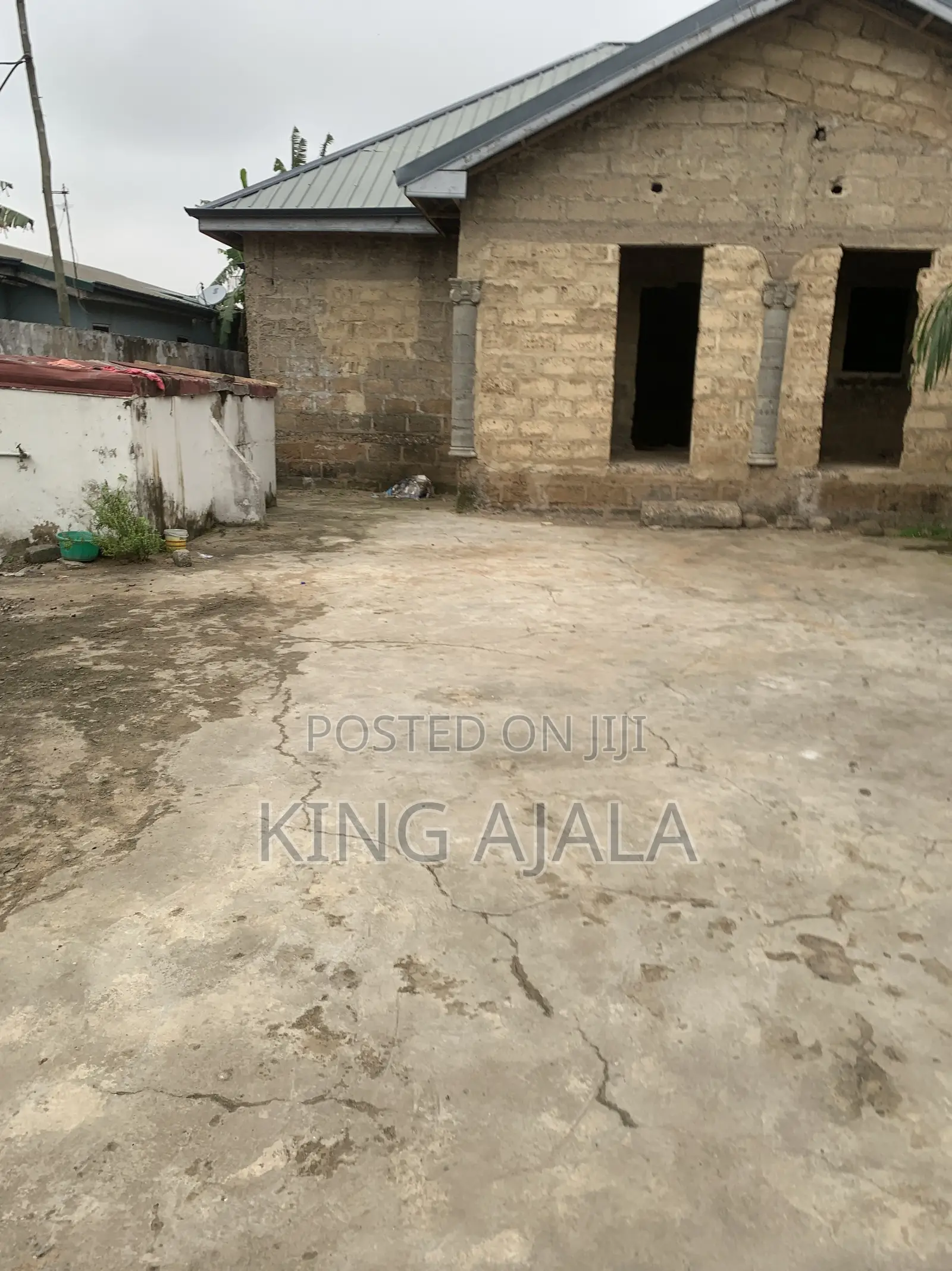 Furnished 1bdrm Apartment in Amanfro By Azonto for rent