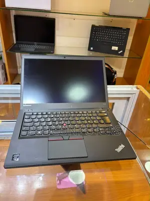 Laptop Lenovo ThinkPad T440s 8GB Intel Core i5 HDD 320GB