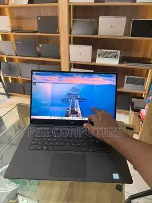 Laptop Dell XPS 15 7590 16GB Intel Core i9 SSD 512GB