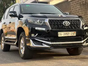 Toyota Land Cruiser Prado 2011 Black