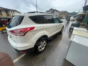 Ford Escape S 2013 White