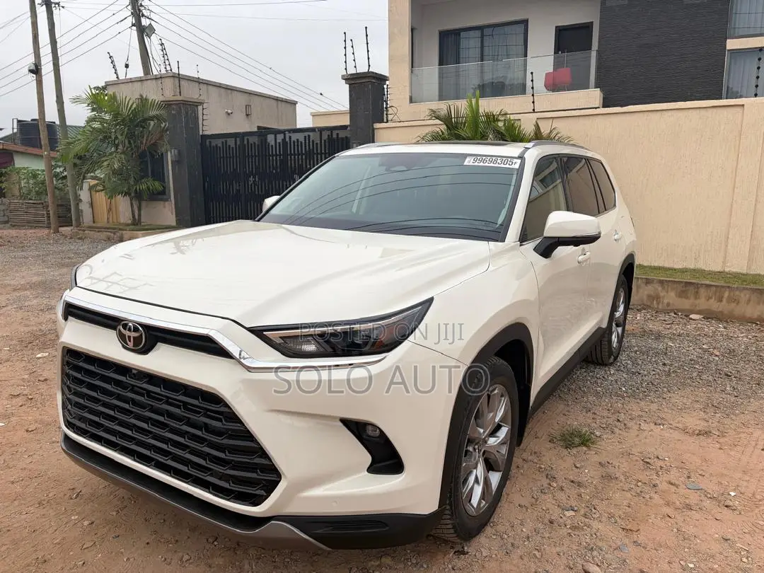 Toyota Grand Highlander 2024 Off white