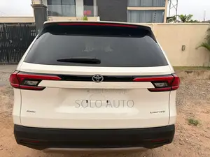Toyota Grand Highlander 2024 Off white