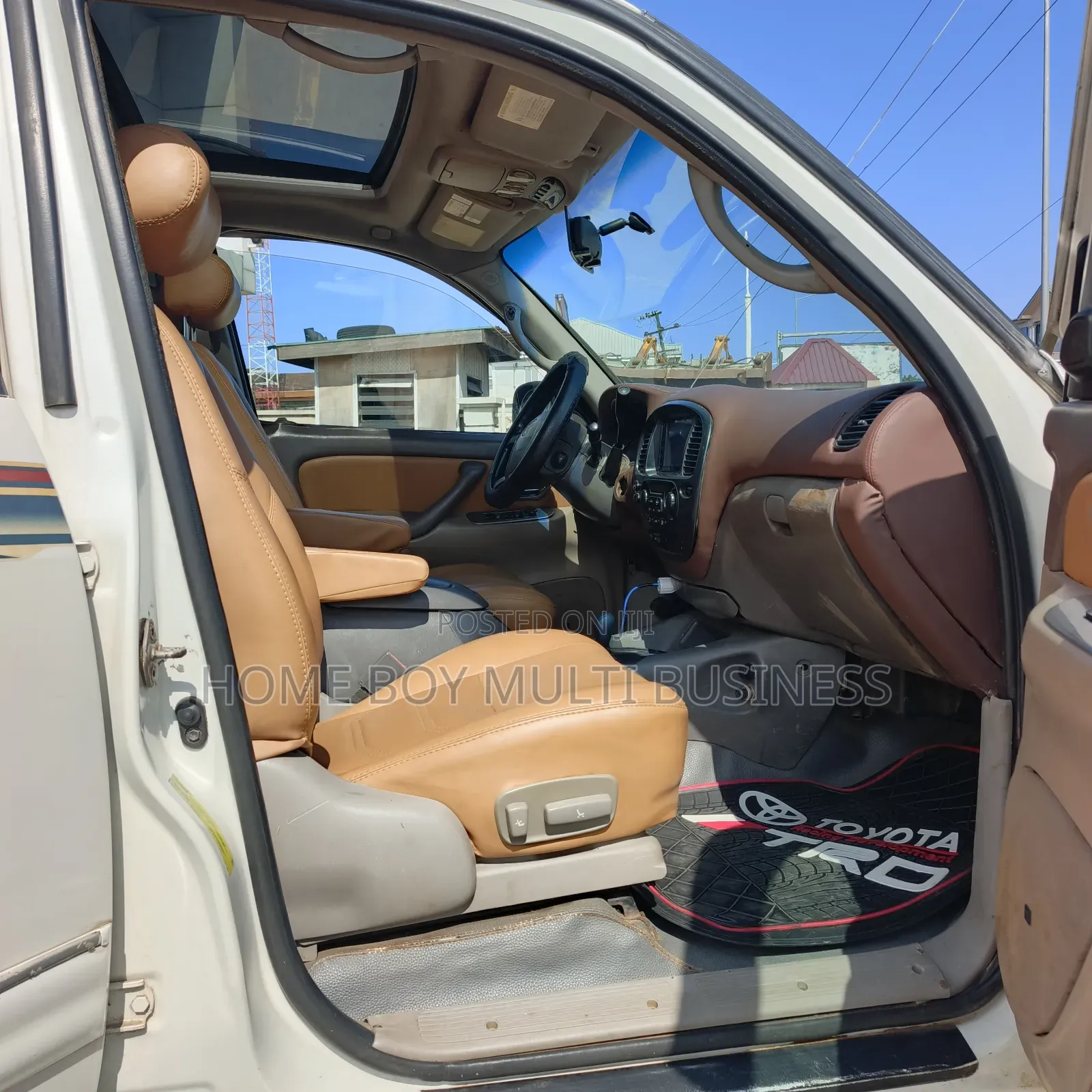 Toyota Sequoia SR5 4dr SUV 4WD (4.7L 8cyl 4A) 2002 White