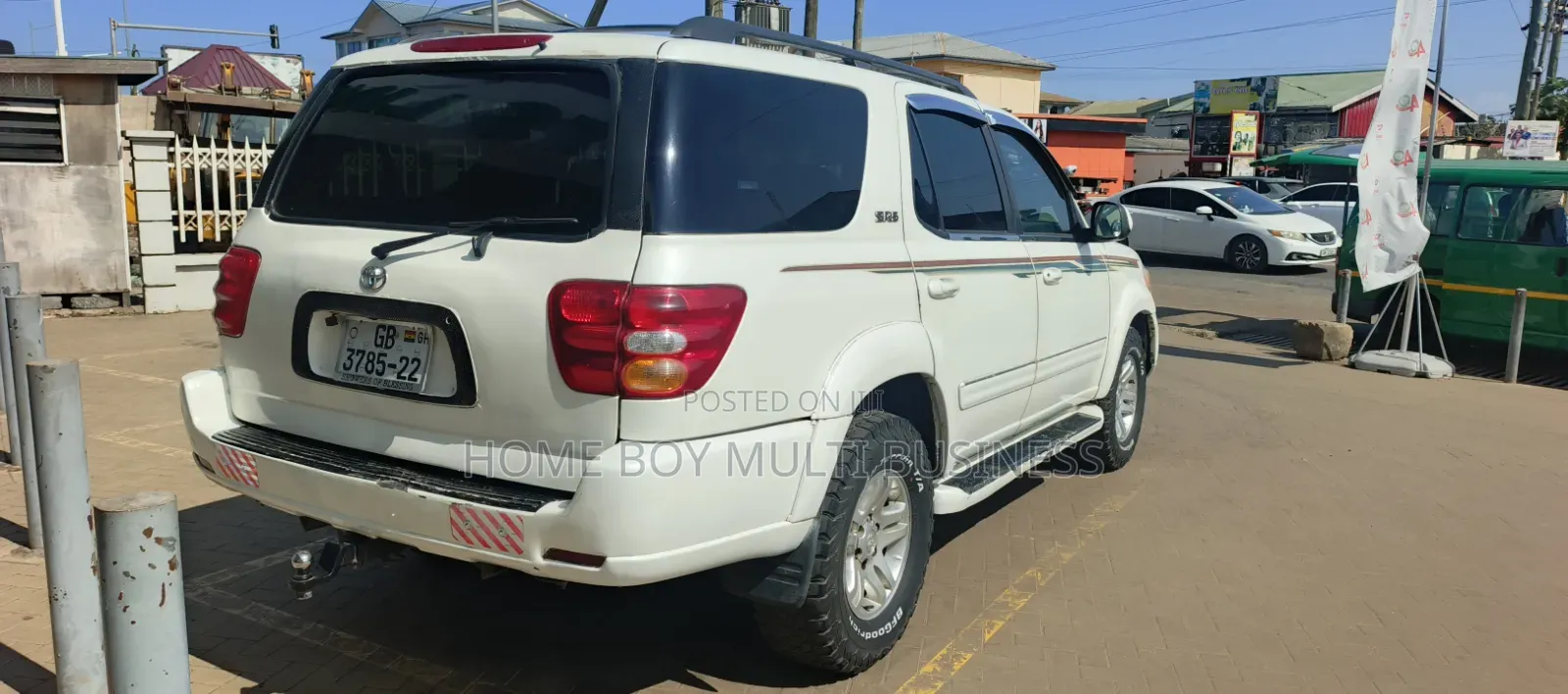 Toyota Sequoia SR5 4dr SUV 4WD (4.7L 8cyl 4A) 2002 White