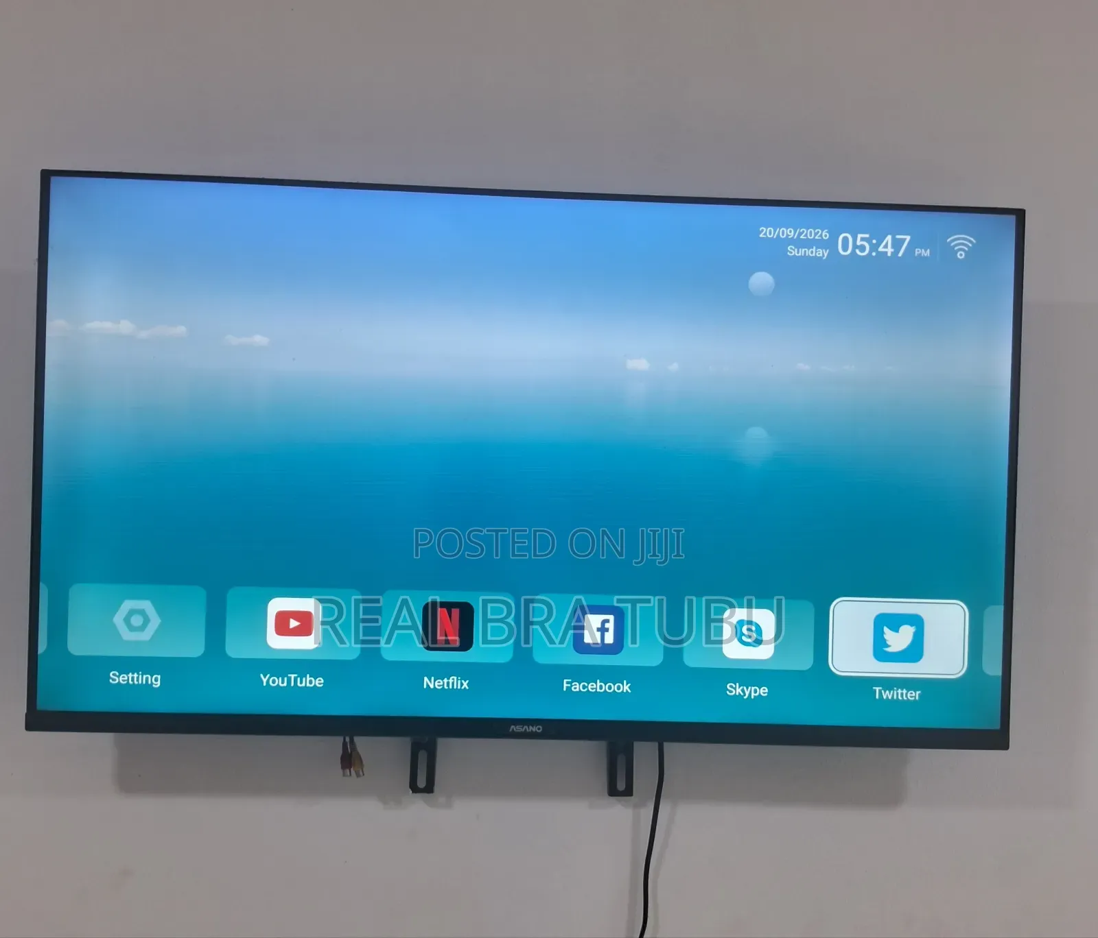 Slightly Used 42 Inches Digital TV