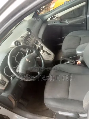 Pontiac Vibe 2009 Gray