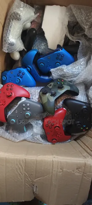 Xbox One S Controllers(Various Colors)