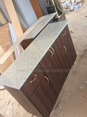 5 Ft Kitchen Cabinet